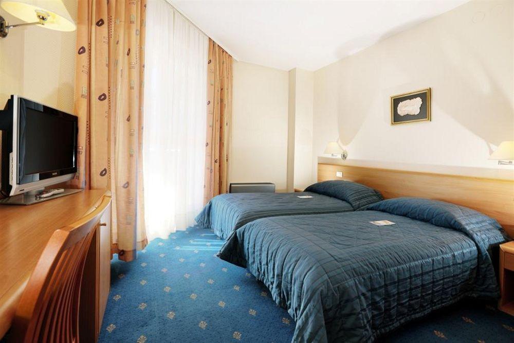 Hotel Riviera - Terme&Wellness Lifeclass Portorose Esterno foto