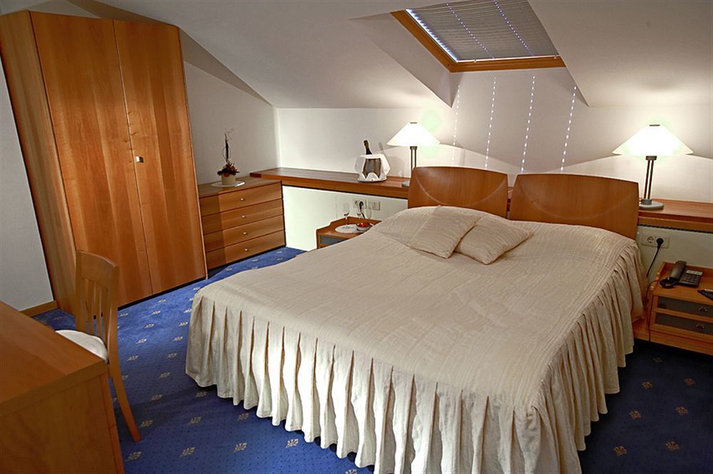 Hotel Riviera - Terme&Wellness Lifeclass Portorose Esterno foto